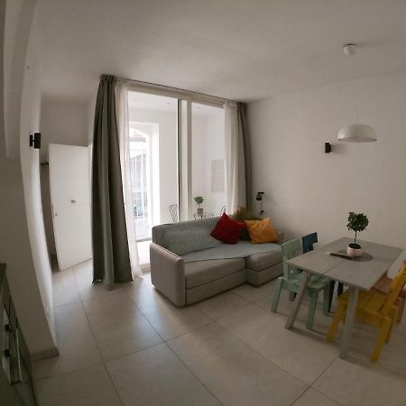 Appartement Casa Abbatuzzu à Acireale Extérieur photo