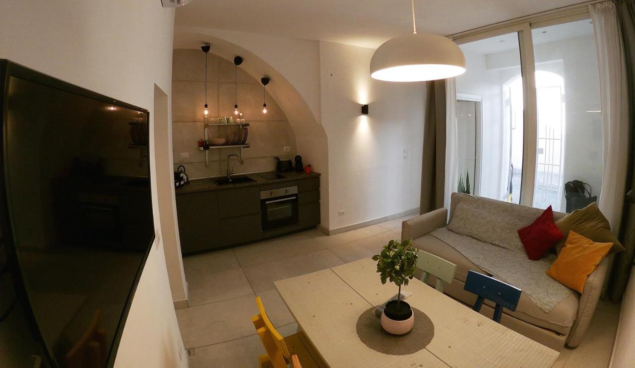 Appartement Casa Abbatuzzu à Acireale Extérieur photo